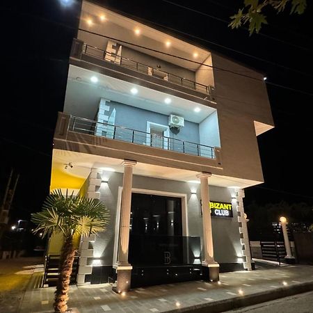 Hotel Bizant Permet Luaran gambar