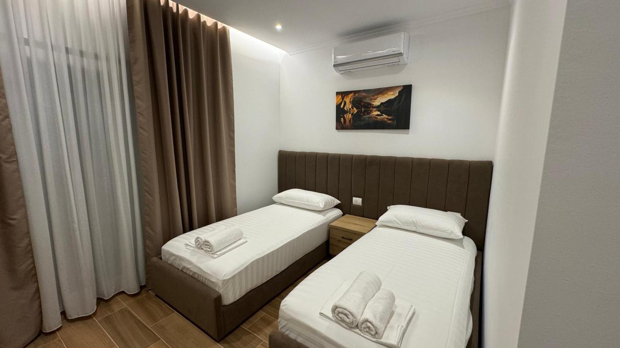Hotel Bizant Permet Luaran gambar