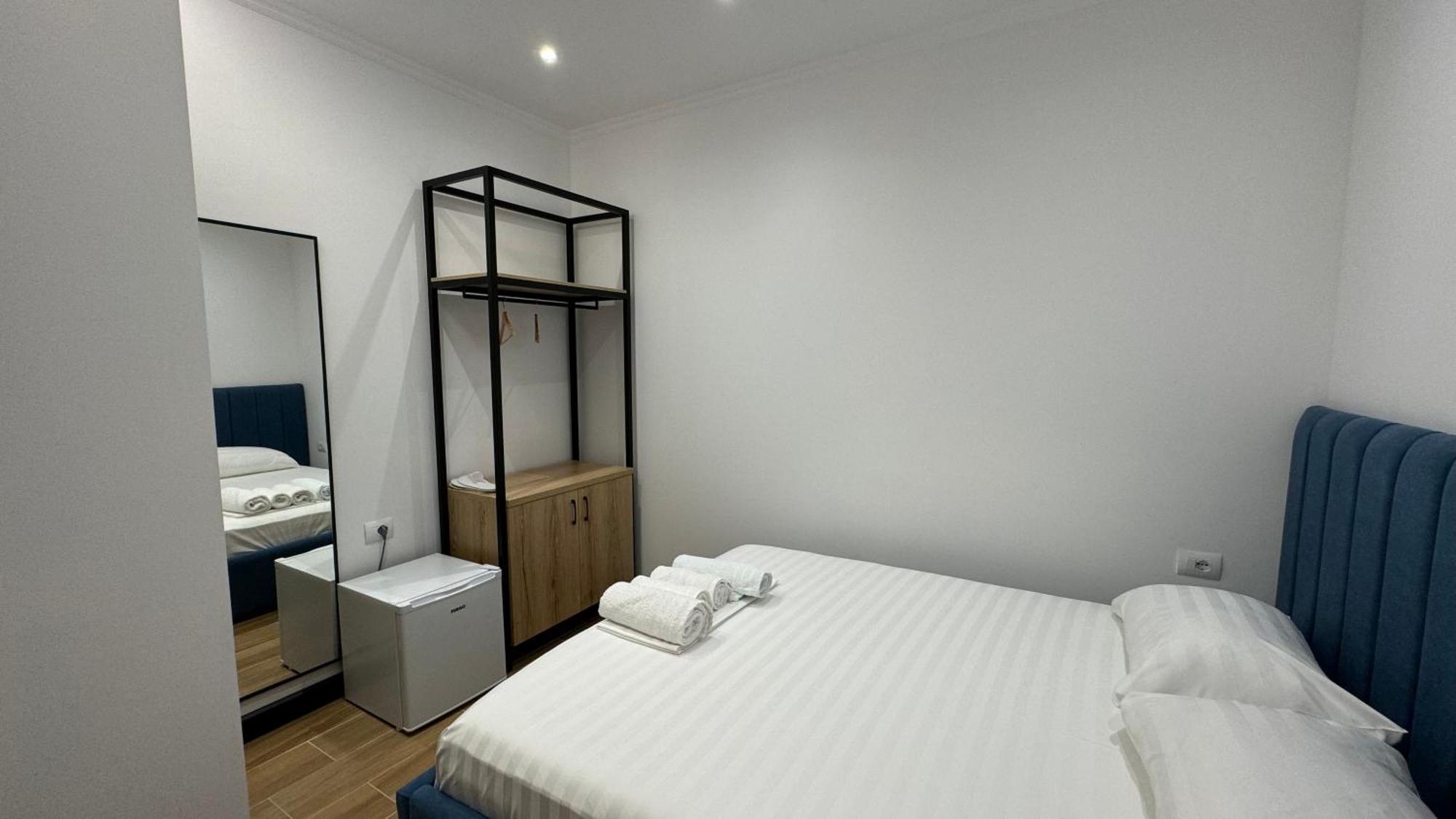 Hotel Bizant Permet Luaran gambar