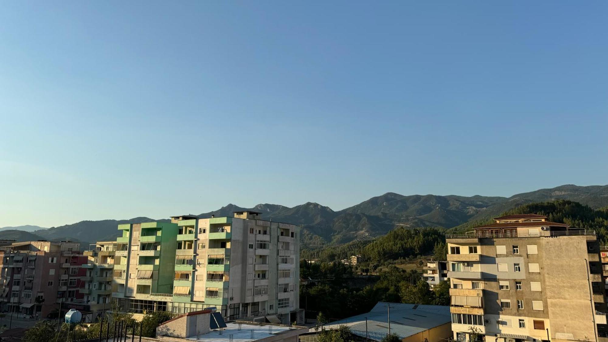 Hotel Bizant Permet Luaran gambar