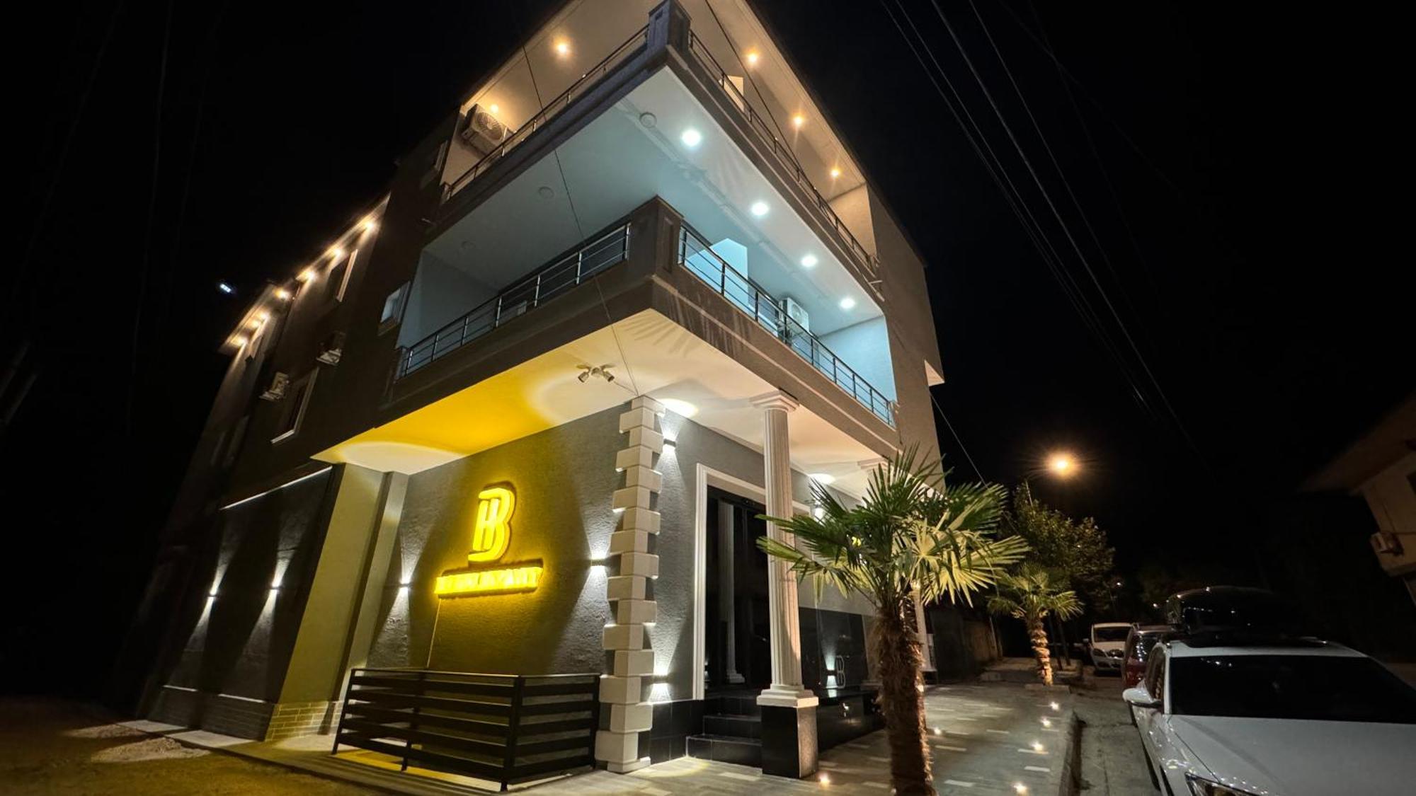 Hotel Bizant Permet Luaran gambar