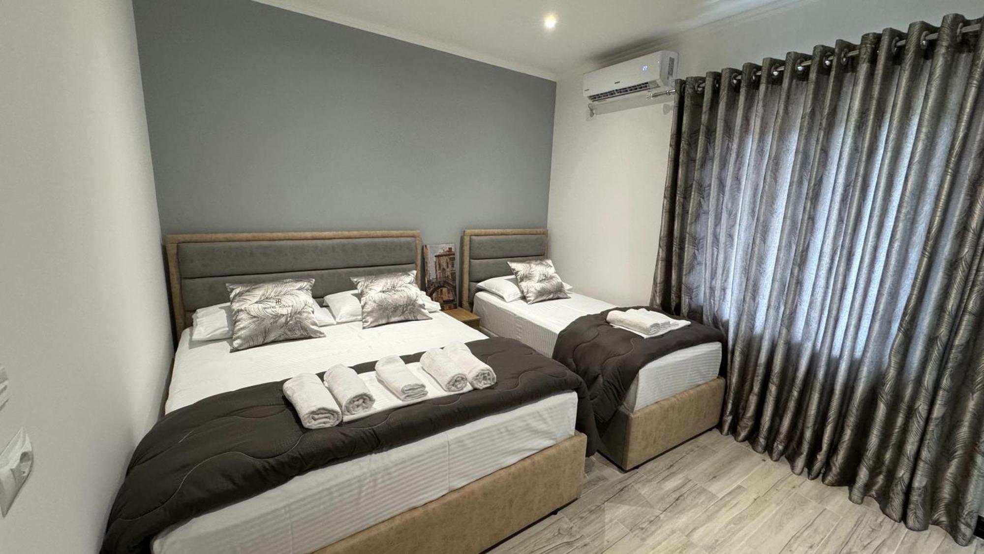 Hotel Bizant Permet Luaran gambar